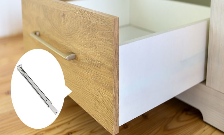 همه چیز درباره ریل کشو کابینت؛ از ریلهای ساچمهای تا مدلهای مخفی